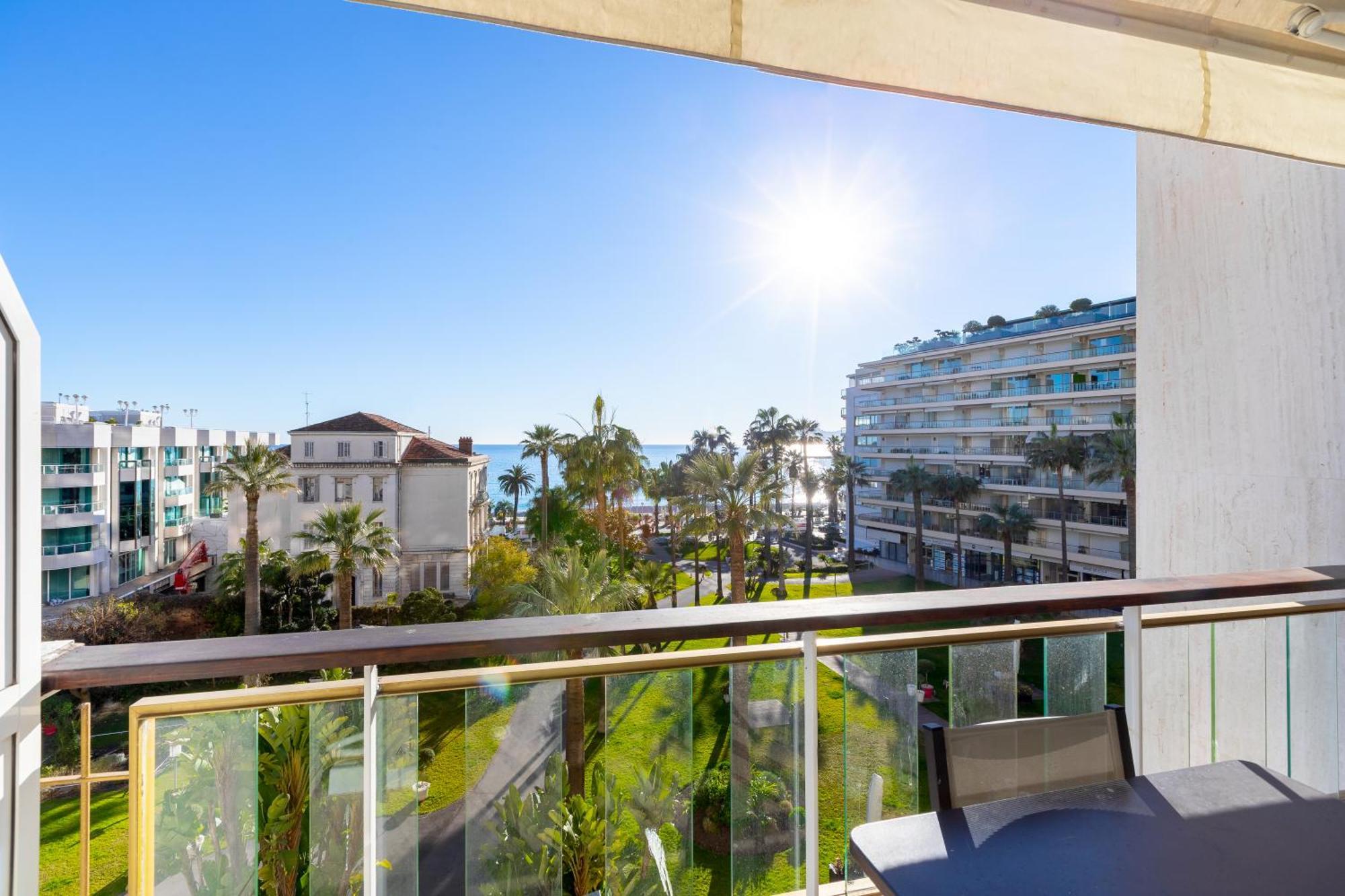 Agence Des Residences - Appartements Prives Du 45 Croisette- Prestige Cannes Zimmer foto